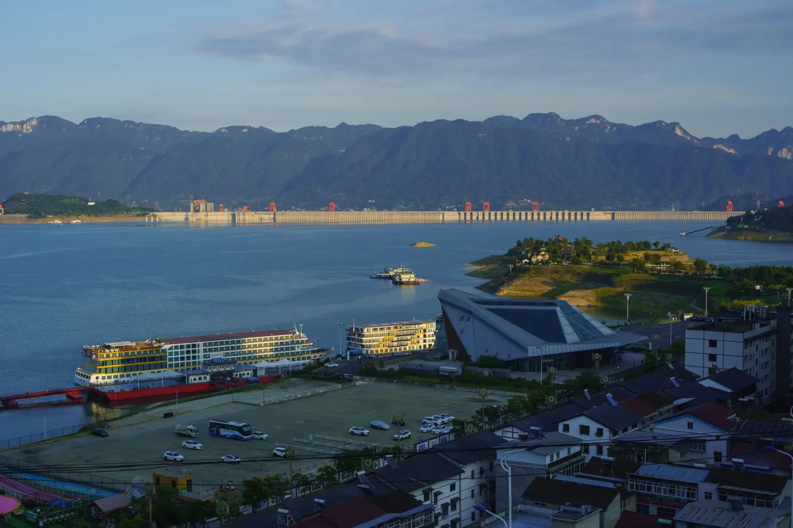 气泡膜与充气袋对比分析:上海电商物流包装防护方案如何选型